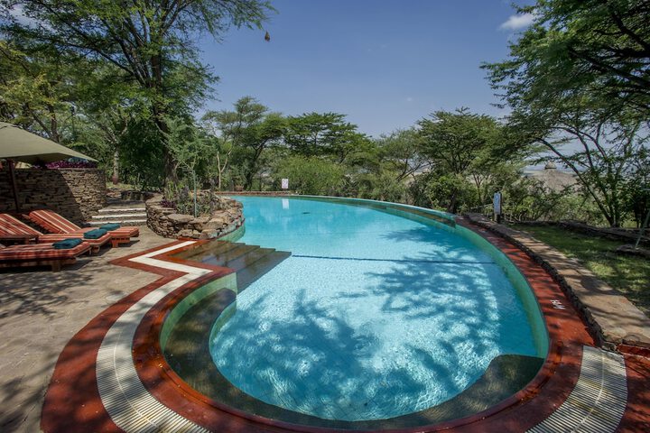 Hotel with Pool