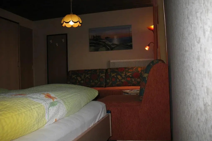 Room 2 of 13