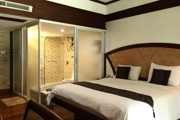 Room 43 of 58