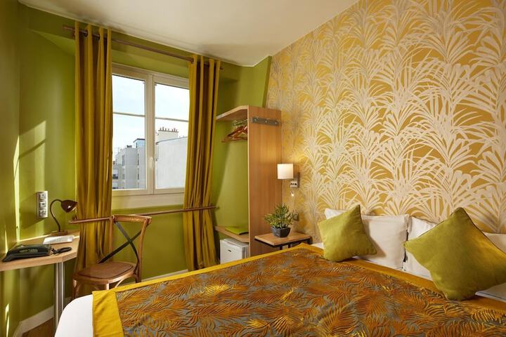 Room 5 of 29