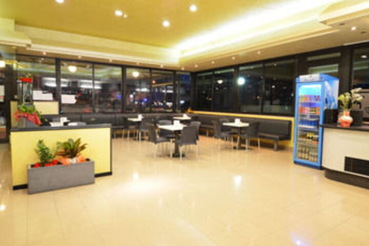 Hotel 24 of 50
