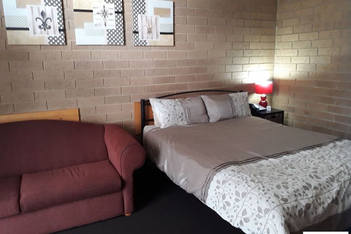 Room 21 of 62
