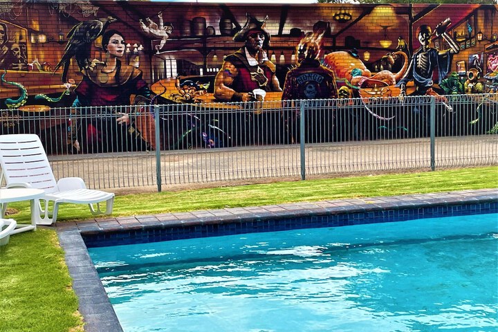 Pool 59 of 118