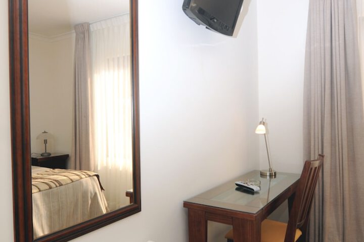 Room 7 of 54