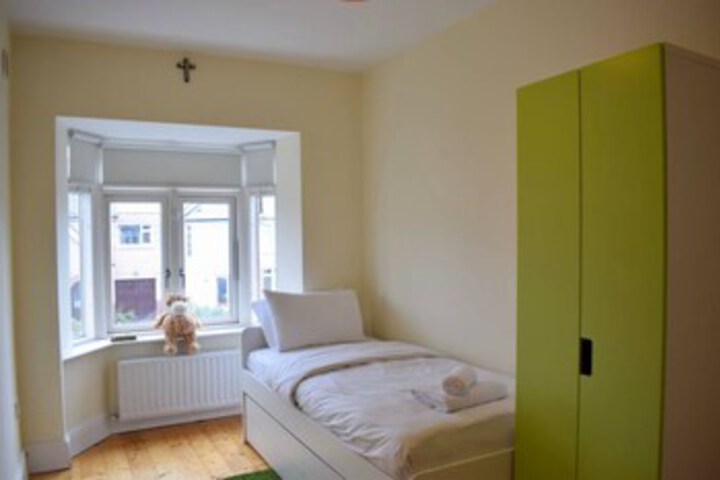 Room 16 of 26