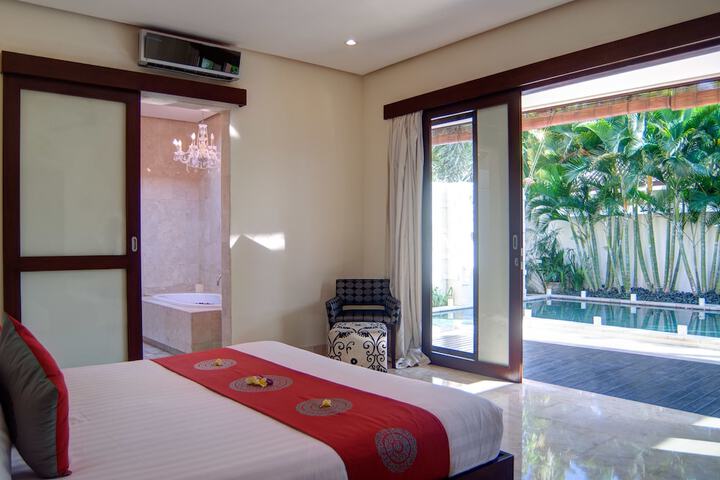Room 5 of 20