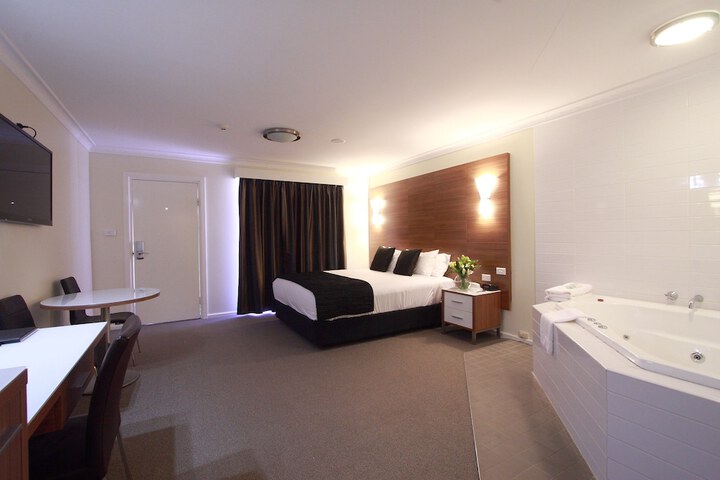 Room 9 of 45