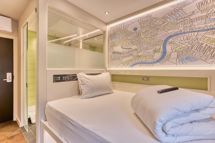 Room 5 of 19