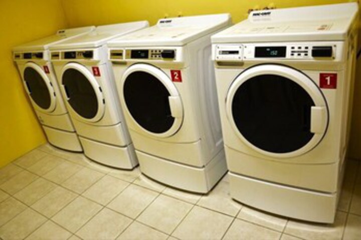 Laundry 25 of 75