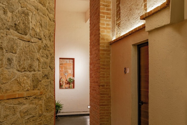 Hotel Interior 24 of 31