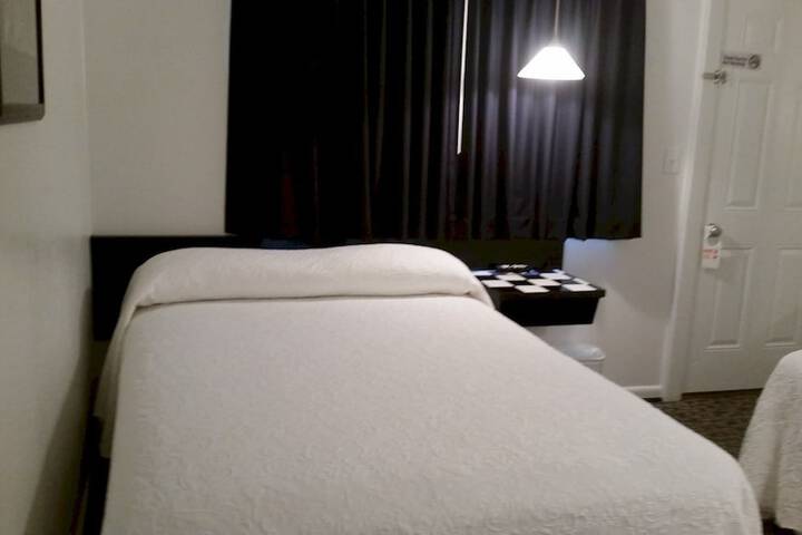 Room 6 of 55