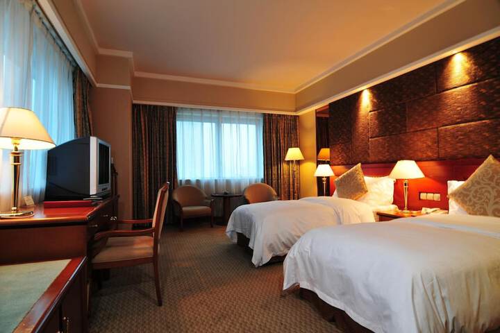 Room 22 of 40