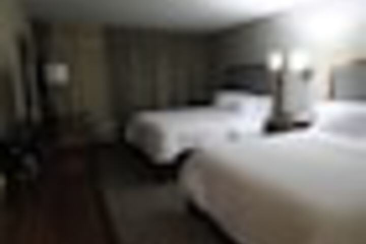 Room 20 of 105