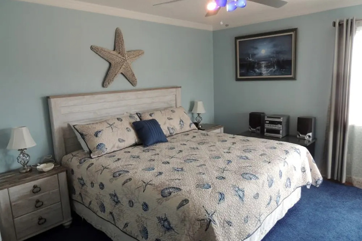 Room 3 of 17