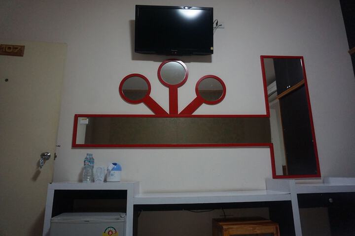 Room 14 of 22