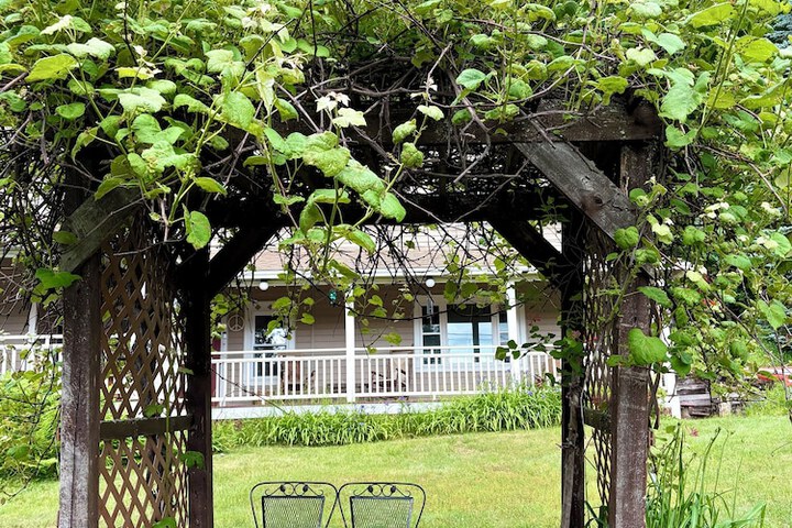 Property Grounds 43 of 53