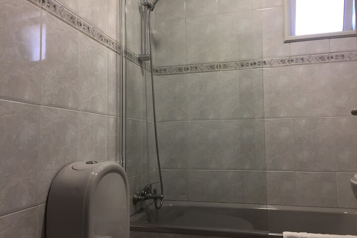 Room 28 of 57