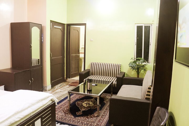 Room 6 of 22