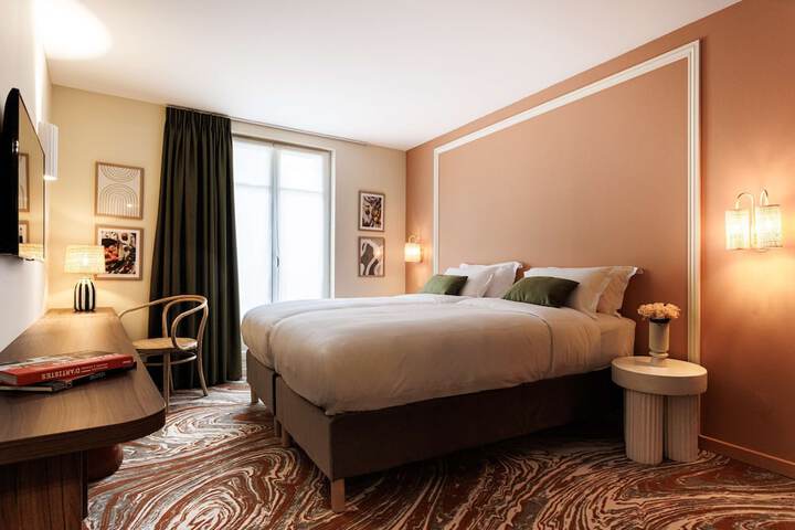 Room 10 of 51