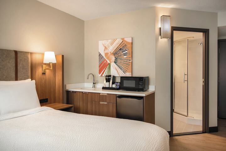 Room 20 of 87