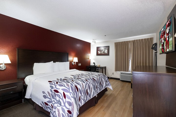 Superior Room 1 King Bed (3 of 23)