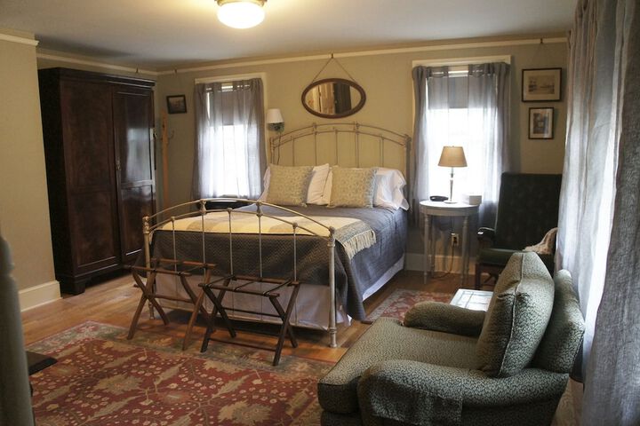 Room 5 of 21