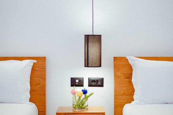 Room 10 of 88