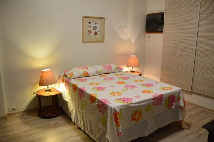Room 3 of 11