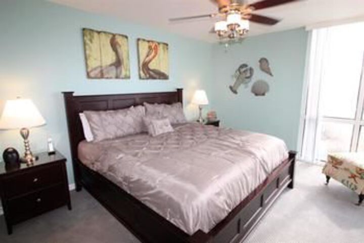 Room 17 of 65
