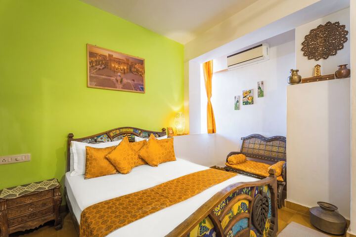 Room 5 of 29
