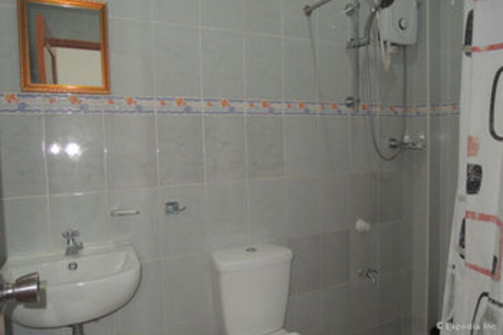 Room 6 of 39