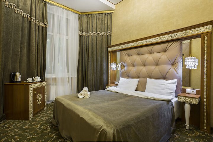 Room 18 of 49