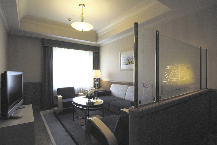 Room 10 of 149