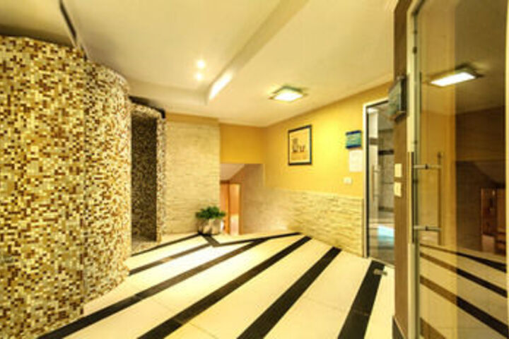 Hotel Interior 8 of 20