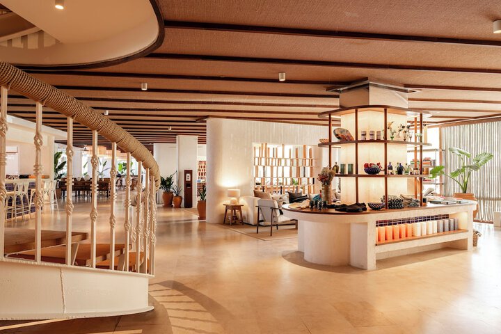 Lobby Entry
