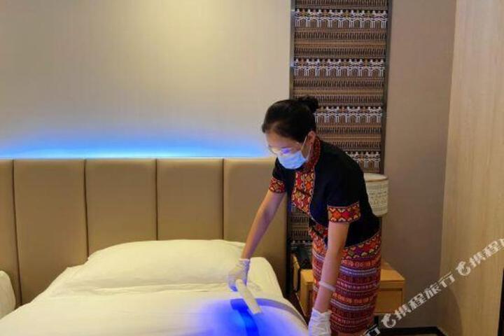 Charming Hainan Huangma Holiday Hotel