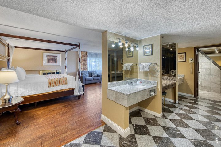Room 31 of 49