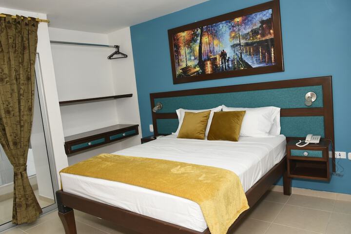 Room 11 of 29