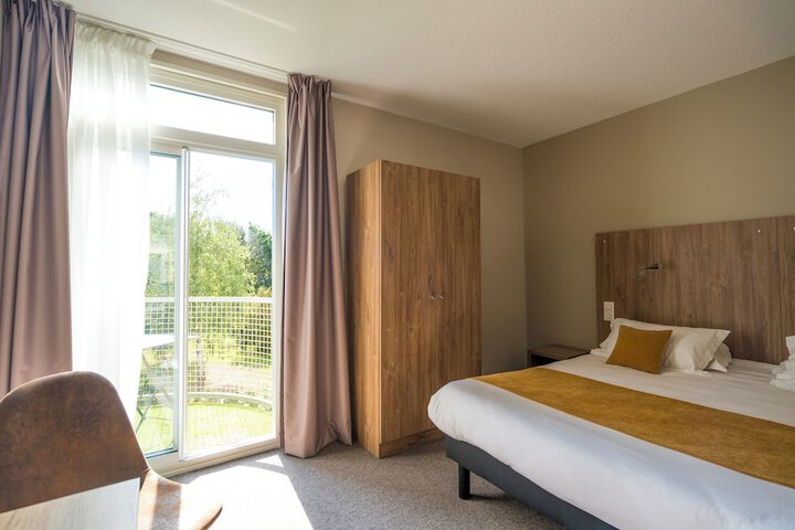 Room 14 of 50