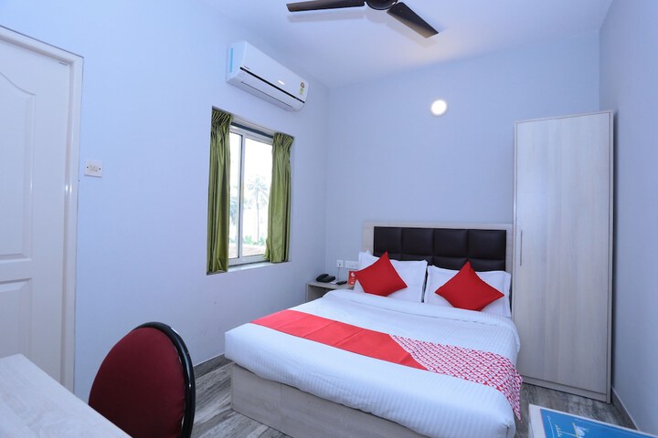 Room 12 of 38