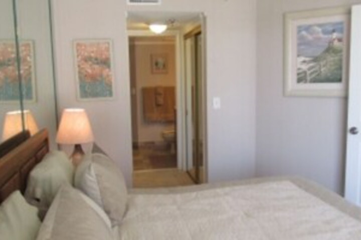 Room 17 of 24