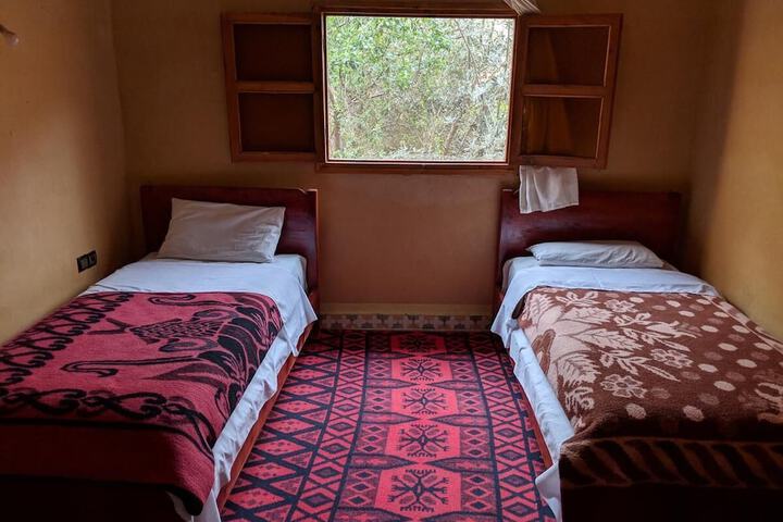 Room 4 of 6