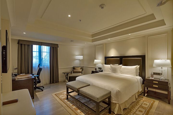Room 5 of 57