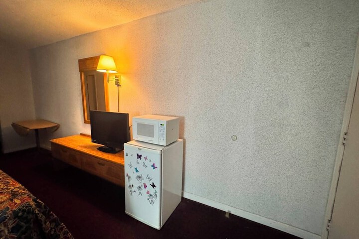 Room 19 of 91