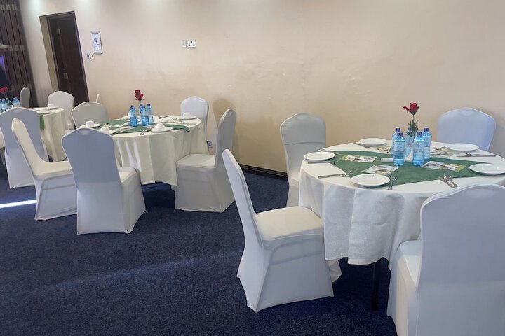 Ballroom/Hall 44 of 55
