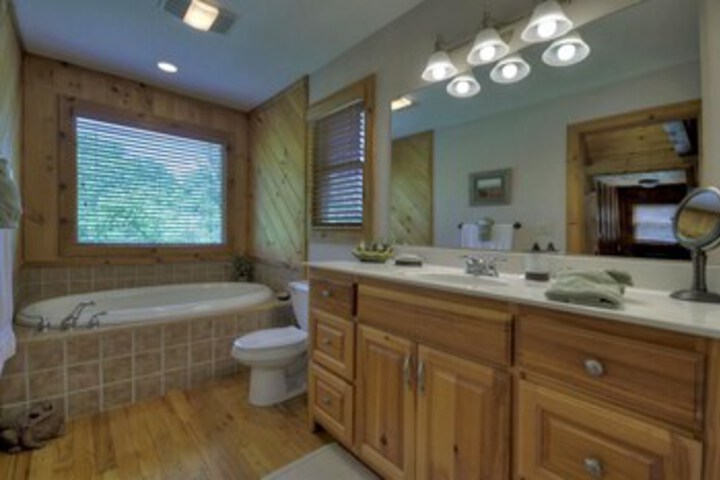 Room 9 of 29