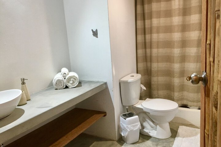 Room 30 of 59