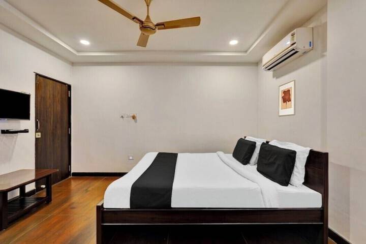 Room 3 of 14