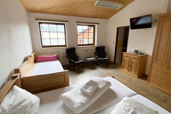 Room 15 of 50