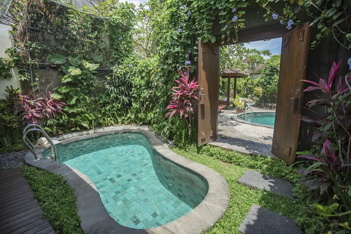 Pool 37 of 55